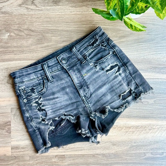 American Eagle Outfitters High Rise Shortie Charcoal Black Distressed Size 0 - Picture 1 of 8